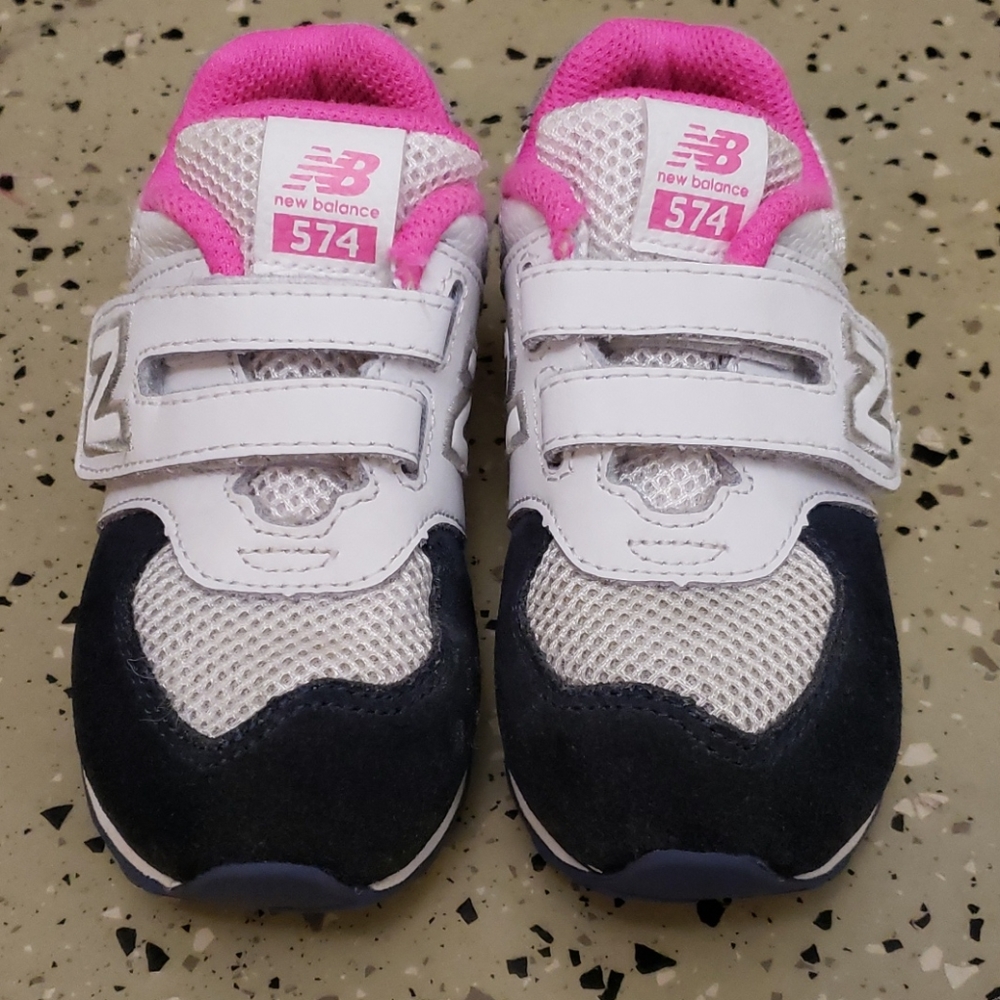 New Balance Girls Iconic 574 V1 Hook & Loop Sneake